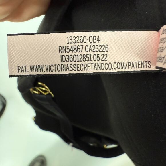 NWT Victorias Secret Love Cloud Smooth Bra XL Black Wireless Adjustable Straps - Picture 10 of 11